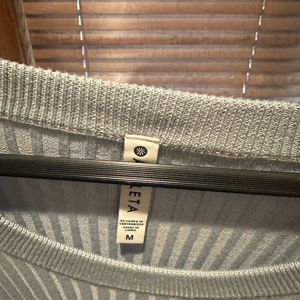 Light blue Ribbed Sweater - Athleta size small - Picture 3 of 4